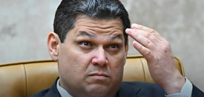 Alcolumbre e o Plano para Enterrar o Banco Master – Por Paula Sousa 