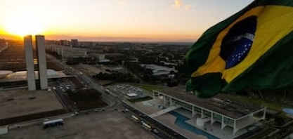 Nos tornamos o País do retrocesso? – Por Fernando Schüler