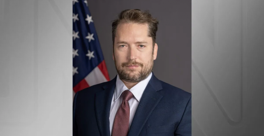 Moraes autoriza visita de assessor de Trump a Bolsonaro na prisão