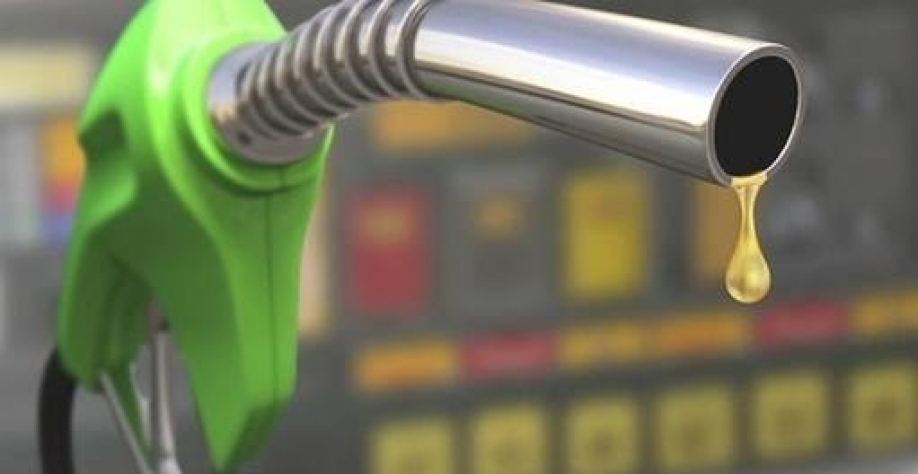 Petróleo puxa alta de etanol e açúcar, mas incertezas dominam a indústria