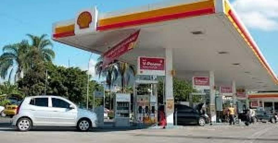 Rede da Shell encolhe em meio à crise financeira da Raízen