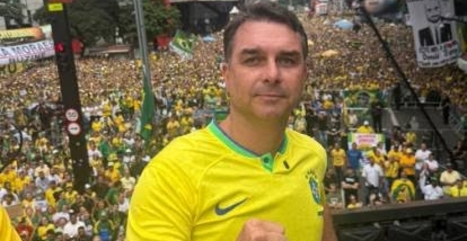 O despertar da liberdade: Flávio é a esperança – Por Paula Sousa