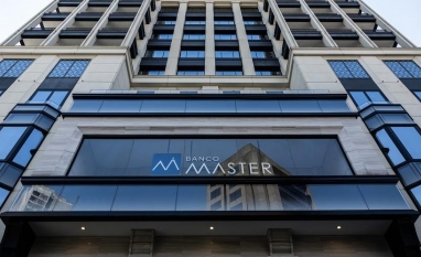  A máfia que tinha um banco, sumiu com o dinheiro e comprava a República