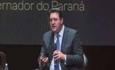 Recuo de Ratinho Jr. ao Planalto reflete foco no Paraná, diz consultoria