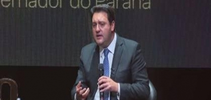 Recuo de Ratinho Jr. ao Planalto reflete foco no Paraná, diz consultoria