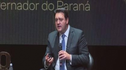 Recuo de Ratinho Jr. ao Planalto reflete foco no Paraná, diz consultoria