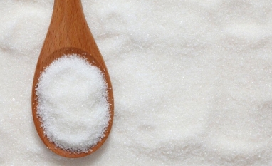 Preços do açúcar atingem máxima em cinco meses com aumento do petróleo