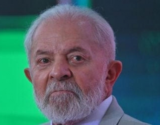 O adeus do covarde – Por Paula Sousa