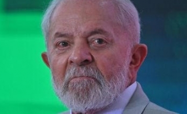 O adeus do covarde – Por Paula Sousa