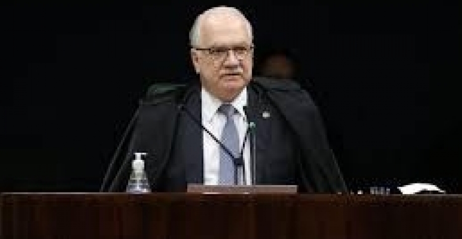 Fachin:Estamos imersos em crise, e STF tem que refletir sobre seus limites