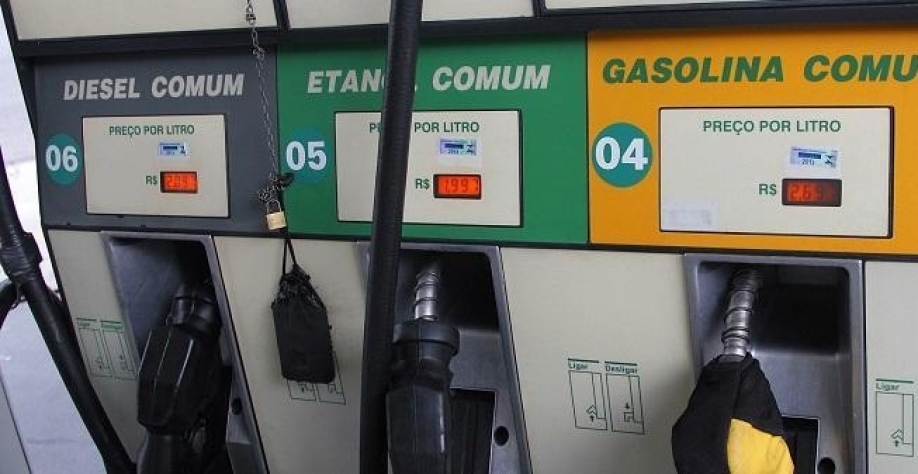 Análise: Subsídio aos combustíveis é tapar sol com peneira