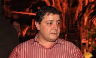 Lulinha voou em jato de advogado que doou R$ 2 milhões para Tarcísio