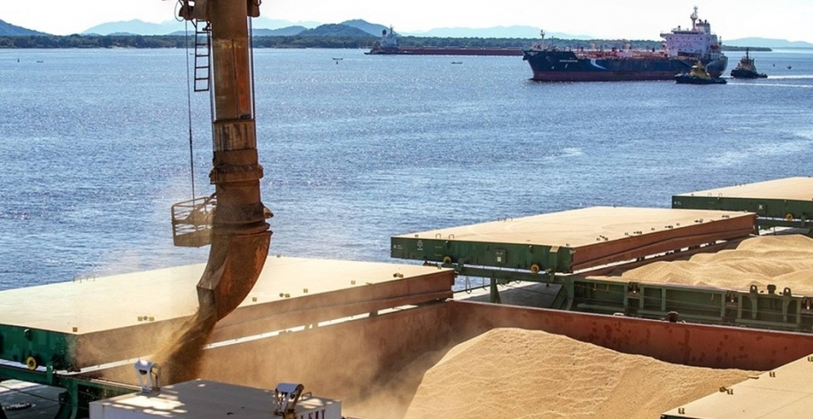 Mesmo com queda em março, exportações do agro bateram recorde no trimestre