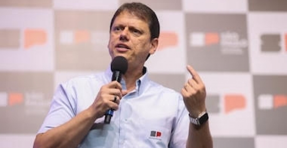 ‘Não adianta cuidar do trabalhador sem cuidar do empregador’,diz Tarcísio