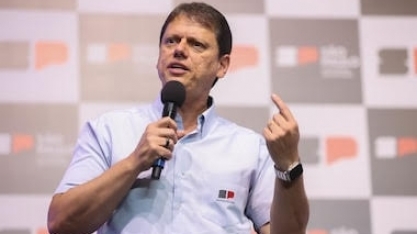 ‘Não adianta cuidar do trabalhador sem cuidar do empregador’,diz Tarcísio