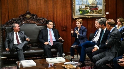 Empresários criticam proposta da 6x1 e pedem mais tempo a Alcolumbre
