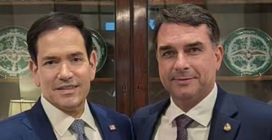 Flávio se encontra com vice de Trump e secretário de Estado dos EUA