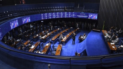  Senado aprova pauta-bomba e autoriza renegociação de dívidas rurais