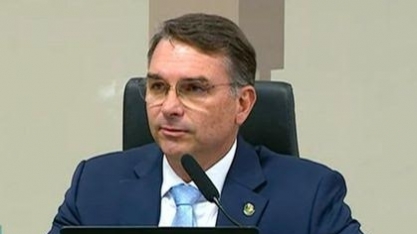 Aliado de Flávio pedirá aos EUA para substituir tarifaço por Lei Magnitsky