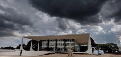 A indústria de autodifamação do STF – Por Conrado Hubner Mendes