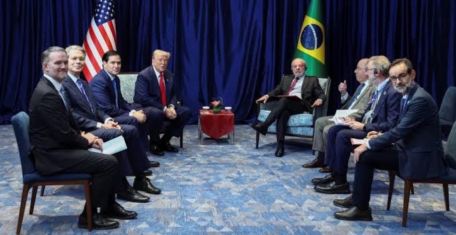 Brasil foi tarifado em 25% porque Lula não negociou com os EUA de boa-fé