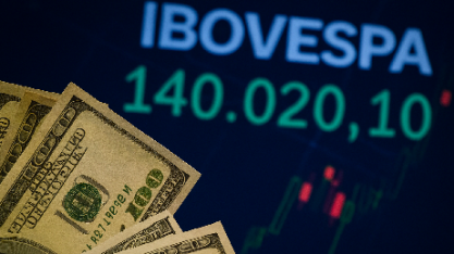 Dólar fecha em queda a R$ 5,0809 e Ibovespa baixa de 0,46%