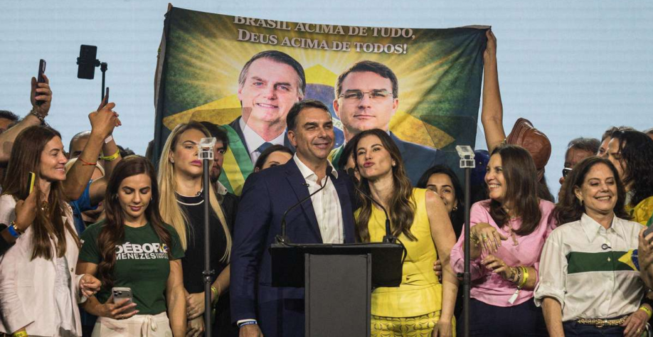 Os quatro novos trunfos de Flávio que assombram Lula – Por Eliane Catanhêde