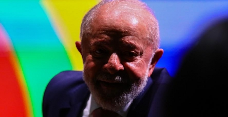 O custo do anacronismo - Por Camilo Calandreli