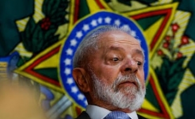 Como o Brasil se tornou o alvo favorito dos tarifaços globais