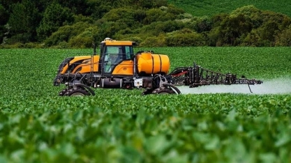 Com preços altos, importação de fertilizantes cai 7% até julho