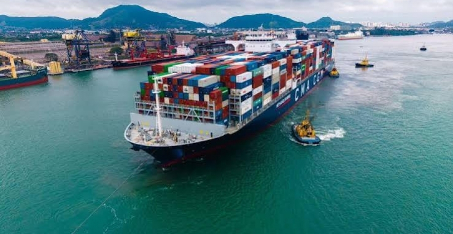 Etanol e biometano avançam no transporte de cargas no Brasil