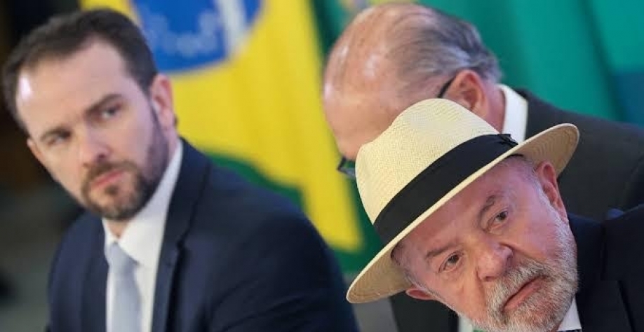 O pior cenário chegou para a dívida pública – Por Adriana Fernandes