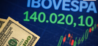 Dólar cai fecha a R$ 5,17;Ibovespa sobe e interrompe sequência de 11 quedas