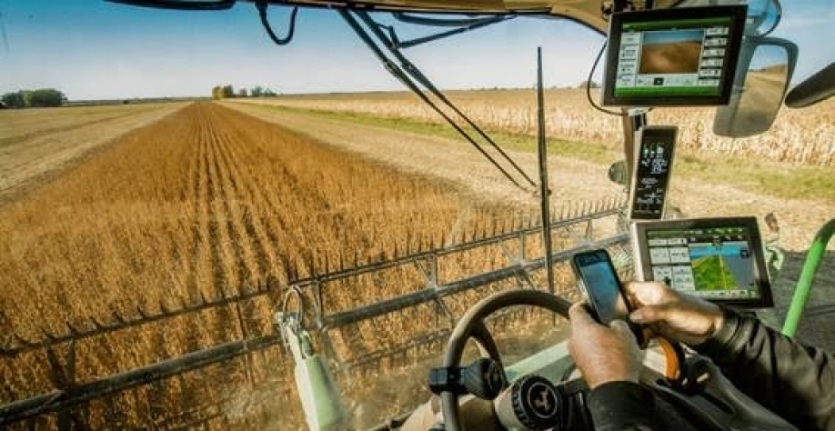 Após recorde em 2025, número de empregos no agro recua no 1º tri