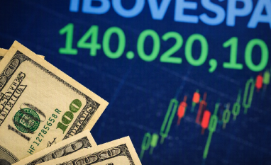 Ibovespa dispara 3% e dólar cai a R$ 5,10 com pesquisa Quaest no radar