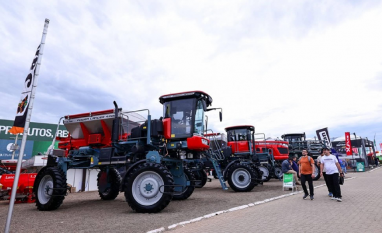 Vendas de máquinas agrícolas acumulam queda de 25,8% em 2026
