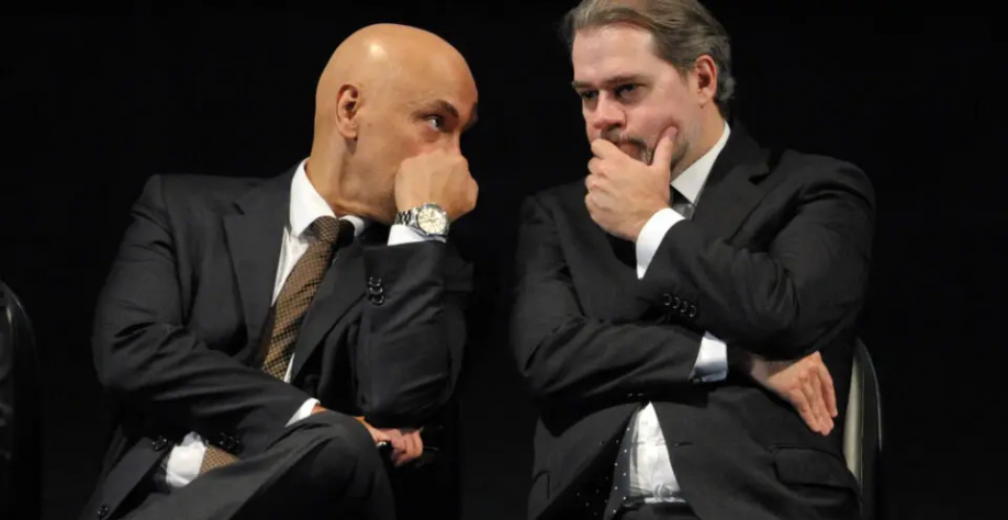Moraes e Toffoli não podem votar no dia 15 – Editorial Folha de S.Paulo