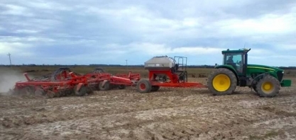 Produtores gaúchos cobram ações contra risco de falta de óleo diesel