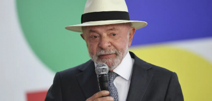 Análise: Aumento no Bolsa Família confirma Lula abalado