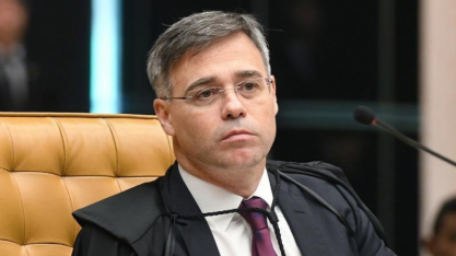 TSE decide derrubar notícias falsas sobre N.Sra.  e Flávio Bolsonaro