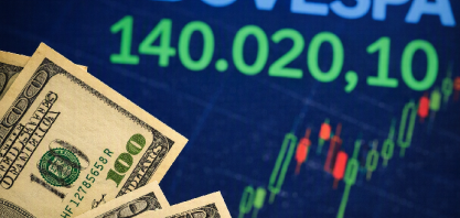 Ibovespa sobe aos 192 mil pontos; dólar cai, mas fecha a R$ 5,21