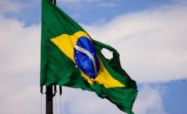 A república do tapetão? – Por Fernando Schuller