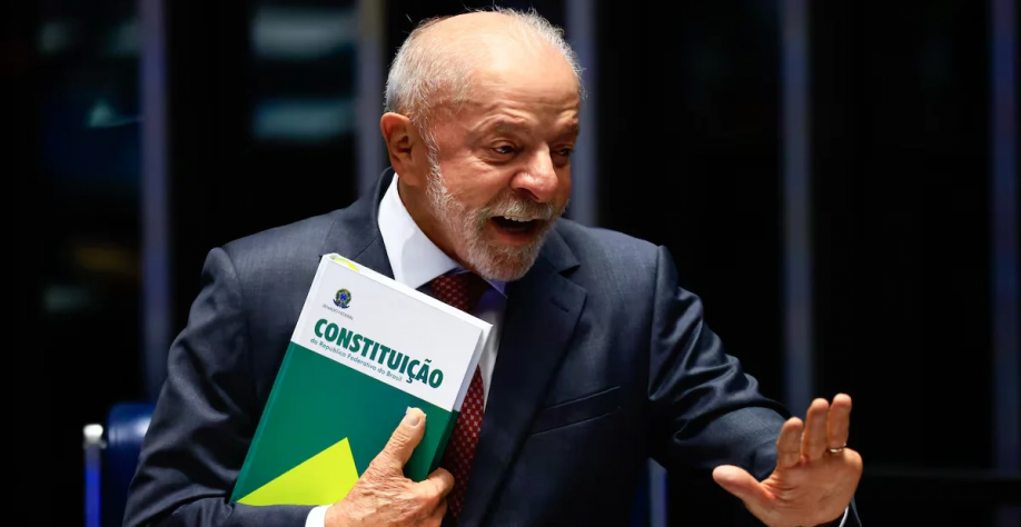 Lula admite falta de recursos para manter políticas atuais a partir de 2028